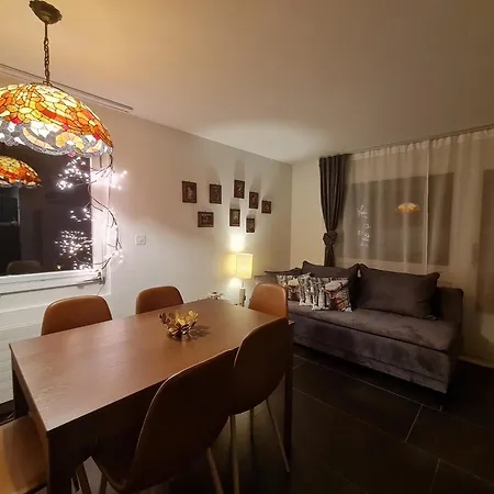 Agrimonia - Möbilierte Mit Balkon *