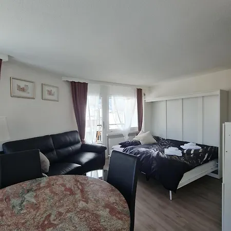 Agrimonia - Moebilierte Mit Balkon Apartment