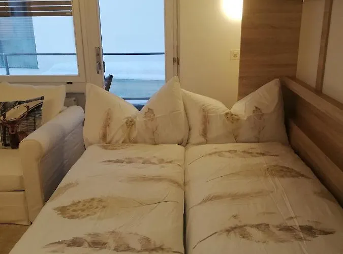 Appartement Agrimonia - Moebilierte Mit Balkon Davos