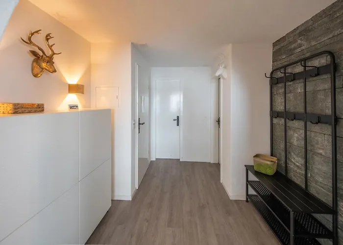 Agrimonia - Möbilierte Mit Balkon Apartment Davos