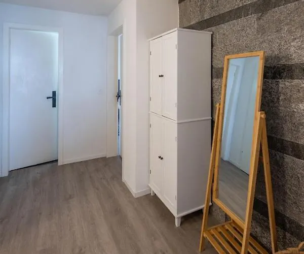 Apartment Agrimonia - Möbilierte Mit Balkon